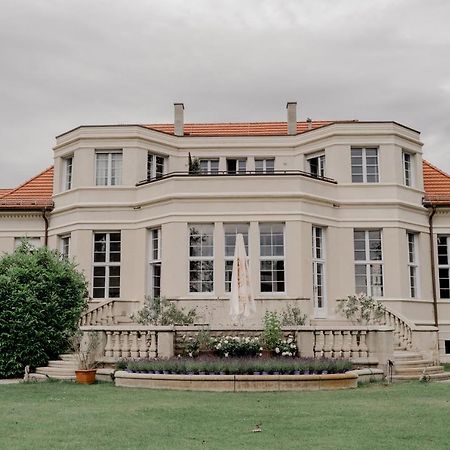Landhaus Am Jungfernsee Потсдам Екстериор снимка