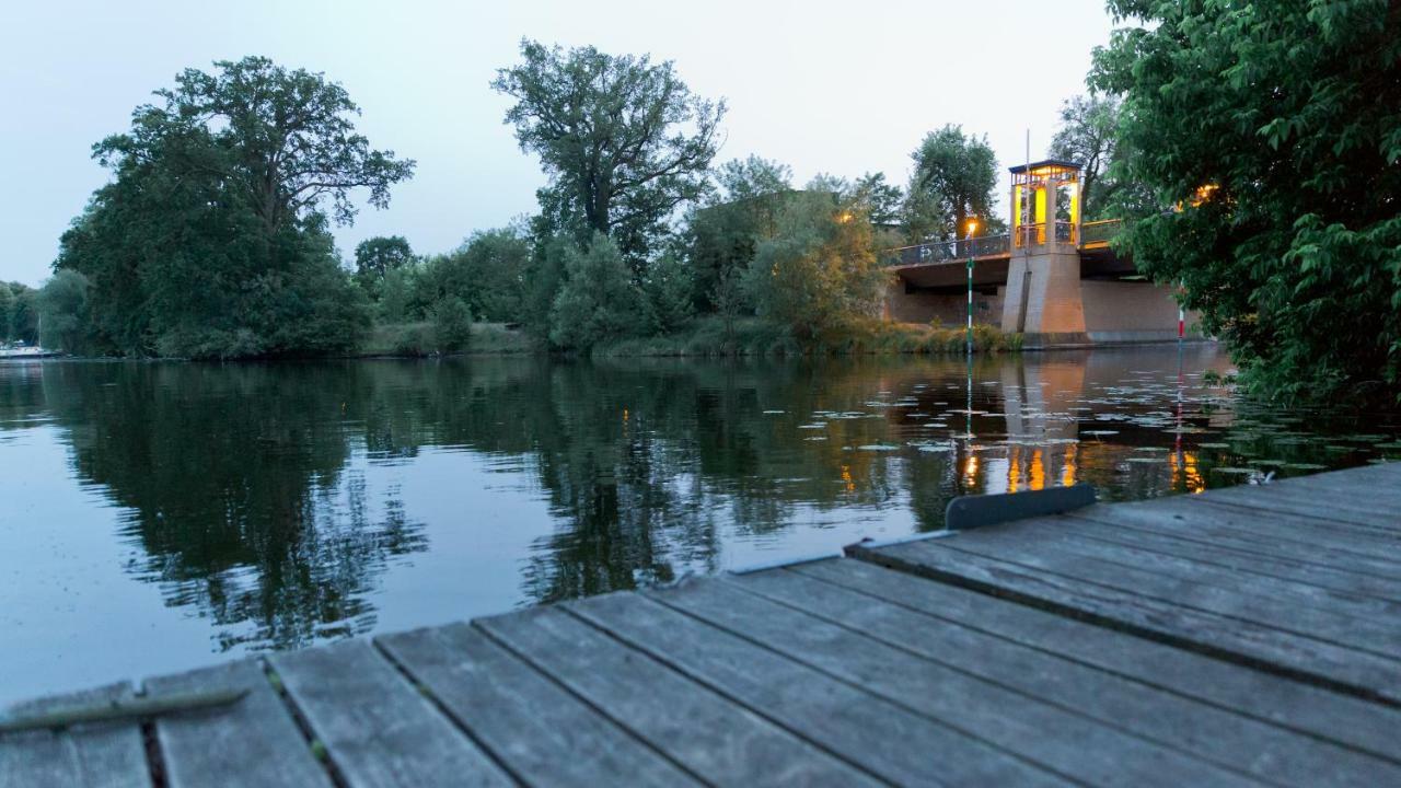 Landhaus Am Jungfernsee Потсдам Екстериор снимка